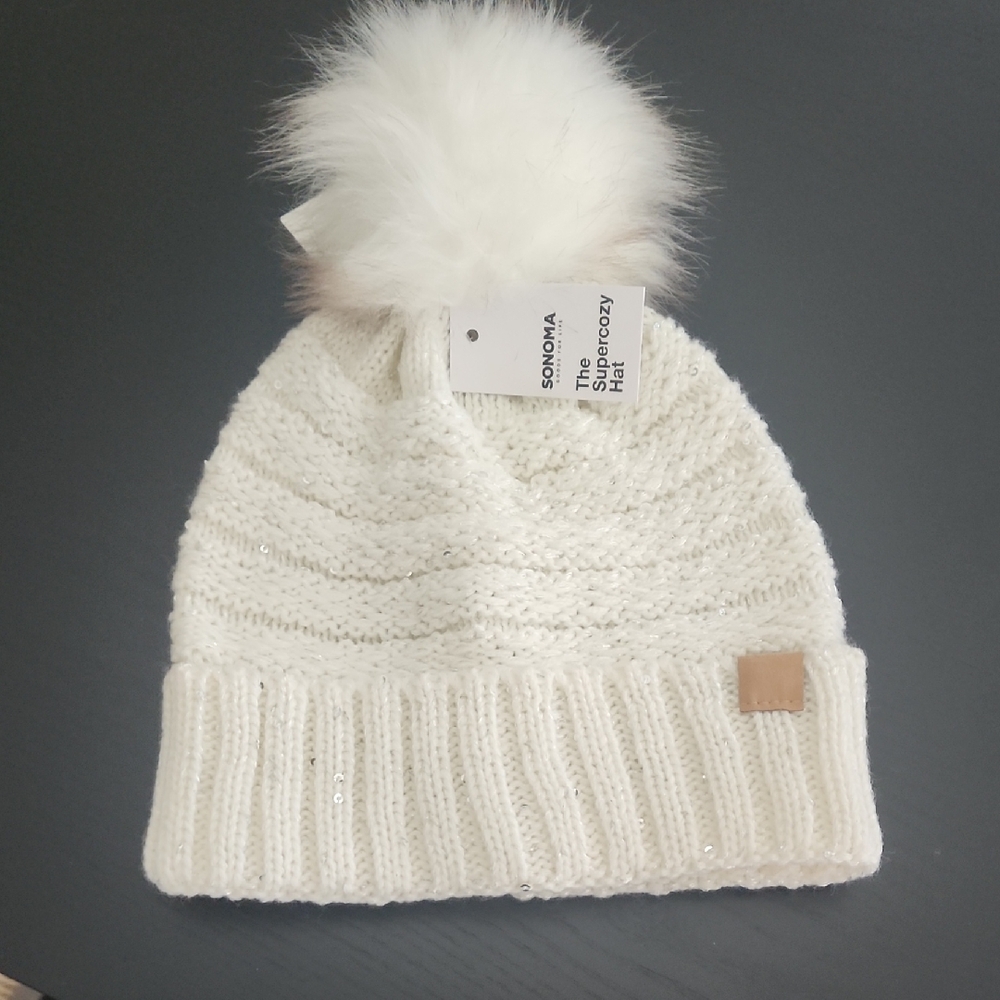 Sonoma White Knit Pom-Pom Hat